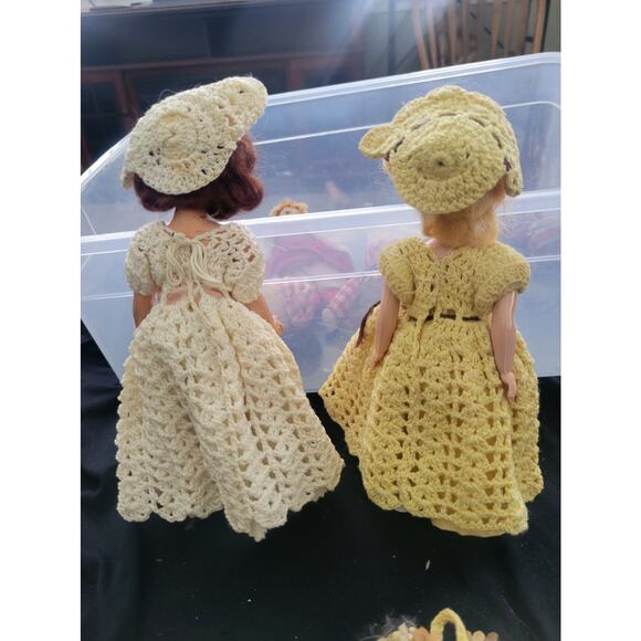 Vintage Peggy Ann Dolls W/ Crochet Dresses, Hats and Flower baskets - Picture 7 of 12